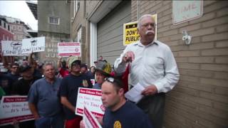 New Orleans Firefighters protest at NOFD headquarters