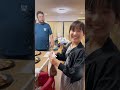 スマホを拾った娘、、、ちゃんと届けるのか!?