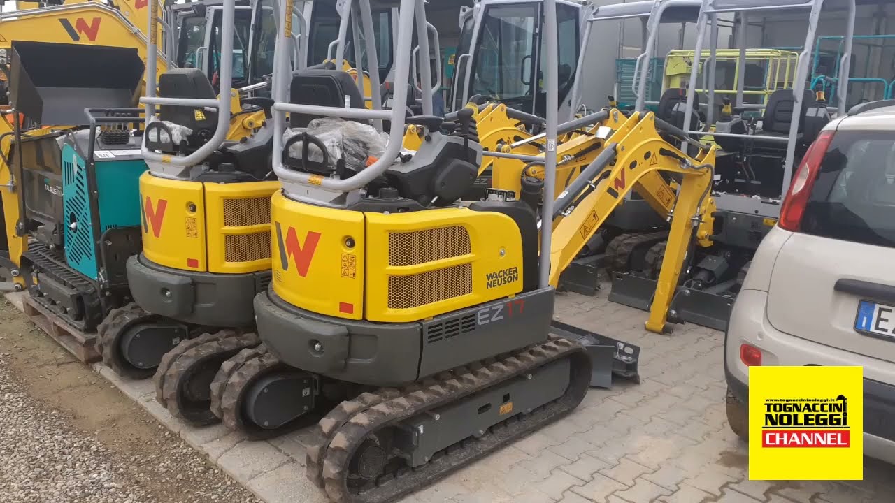 Macchine edili in sede - novembre 2023