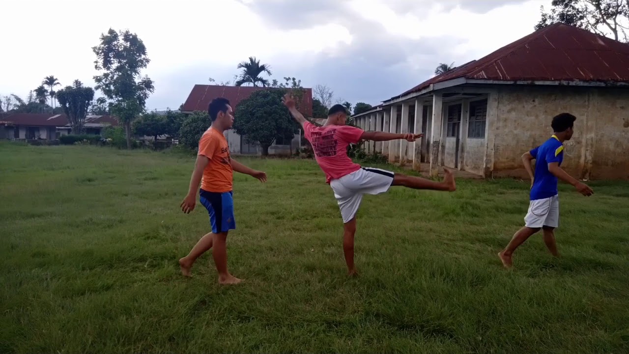 WUSHU SANDA TANAH KARO SASANA TIGABINANGA(Latihan dasar
