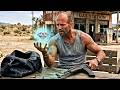بيلاقي ماسة ضخمة وبيقرر ياخدها لوحدة ميعرفش انه هيدخل فحرب مع أخطر العصابات ملخص فيلم
