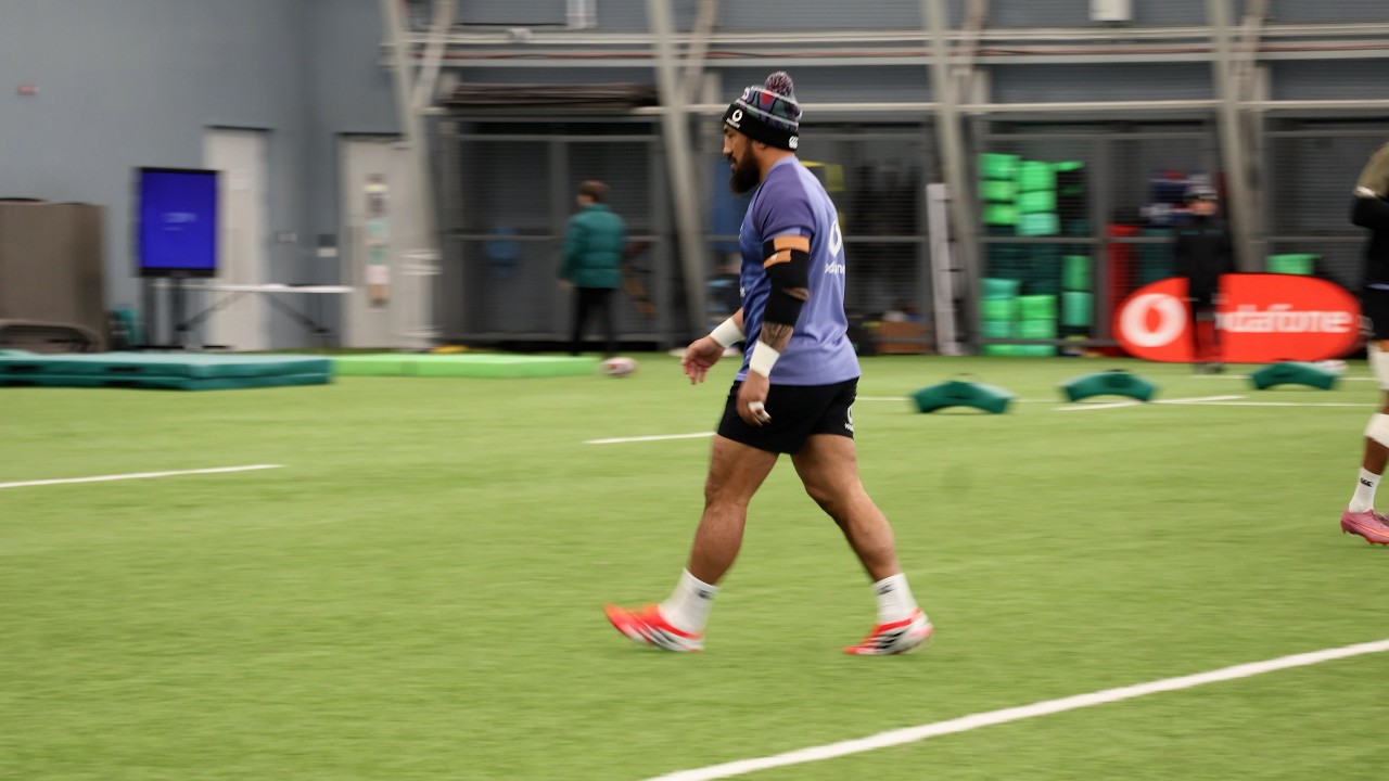 Bundee Aki returns as Ireland train ahead of England v Ireland #ENGvIRE #SixNations