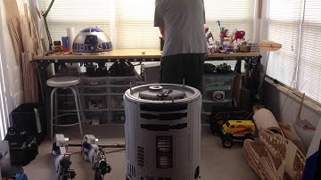 R2-D2 disassembly