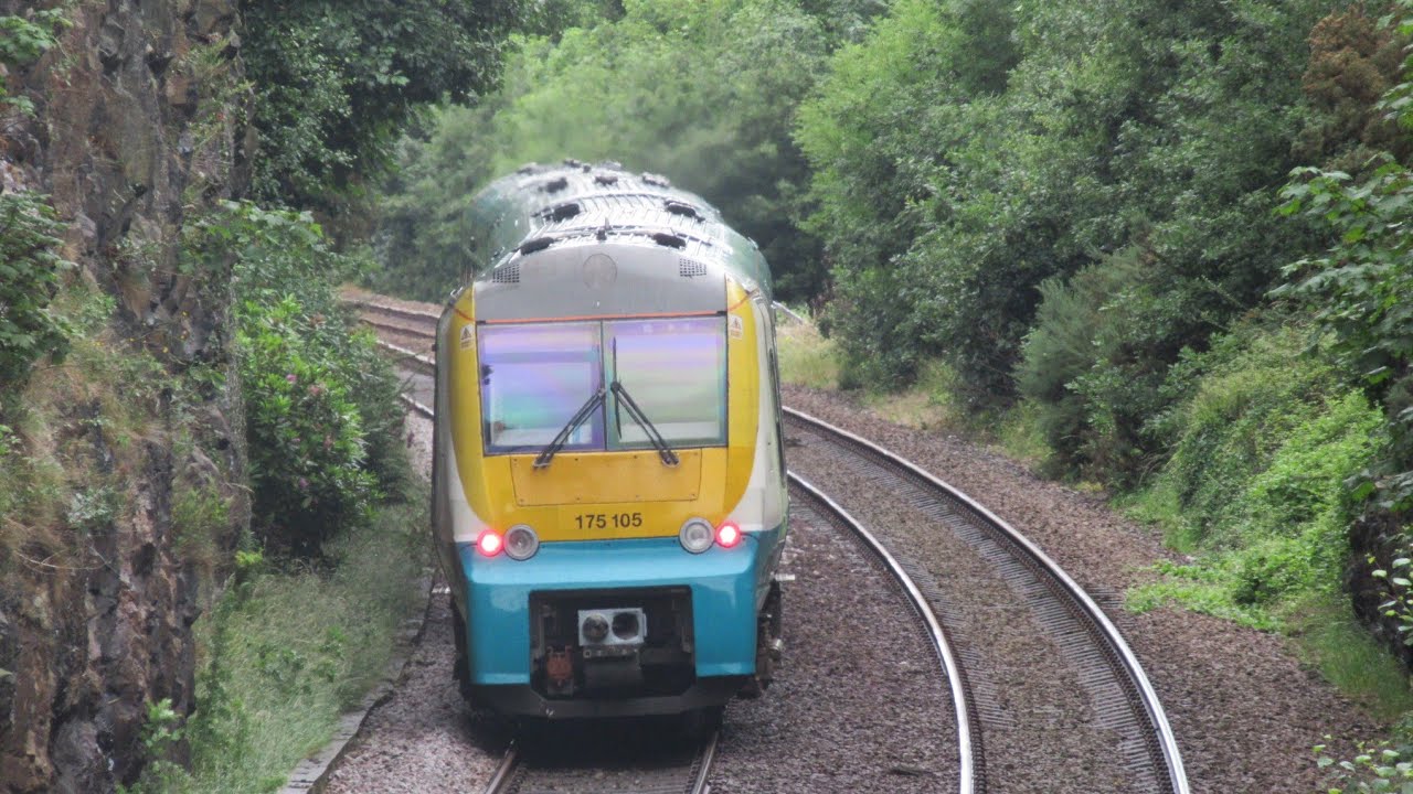 Class 175s at Conwy