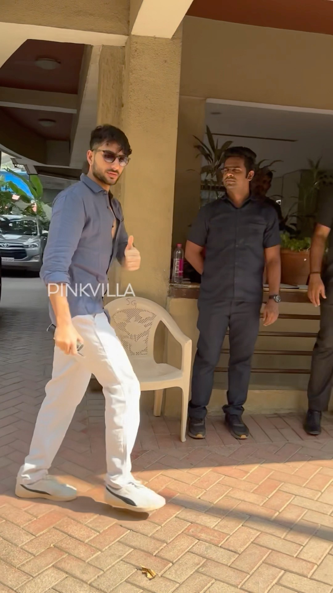 Ibrahim Ali Khan ARRIVES at DAD Saif Ali Khan’s house❤️ | #shorts #bollywood