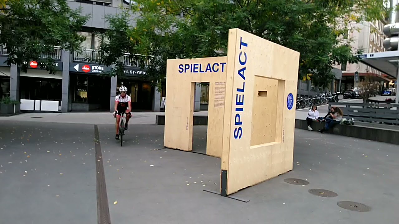 Suisse Switzerland Genève Швейцария Женева Прогулка главный большой магазин в Женеве Manor magazine