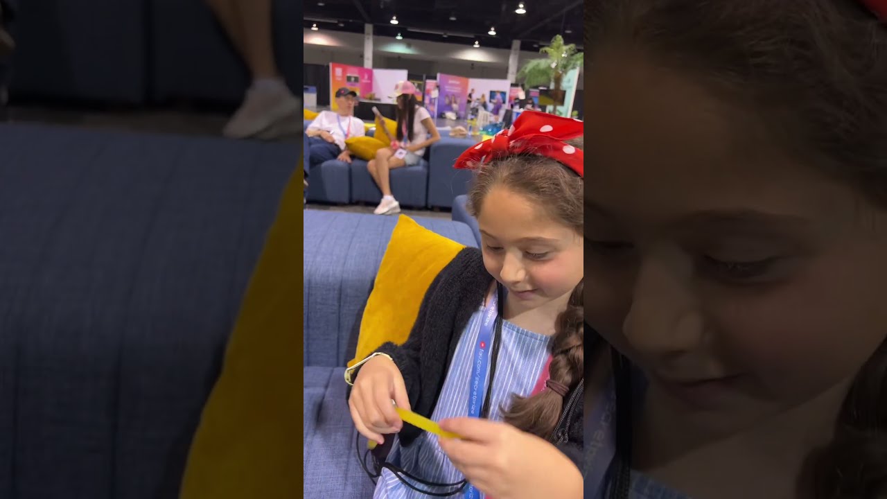 Gummy Worm PRANK On ItsNovasWorld With MyARFIDLife MrsBench