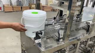 Full automatic plastic barrel filling capping machine