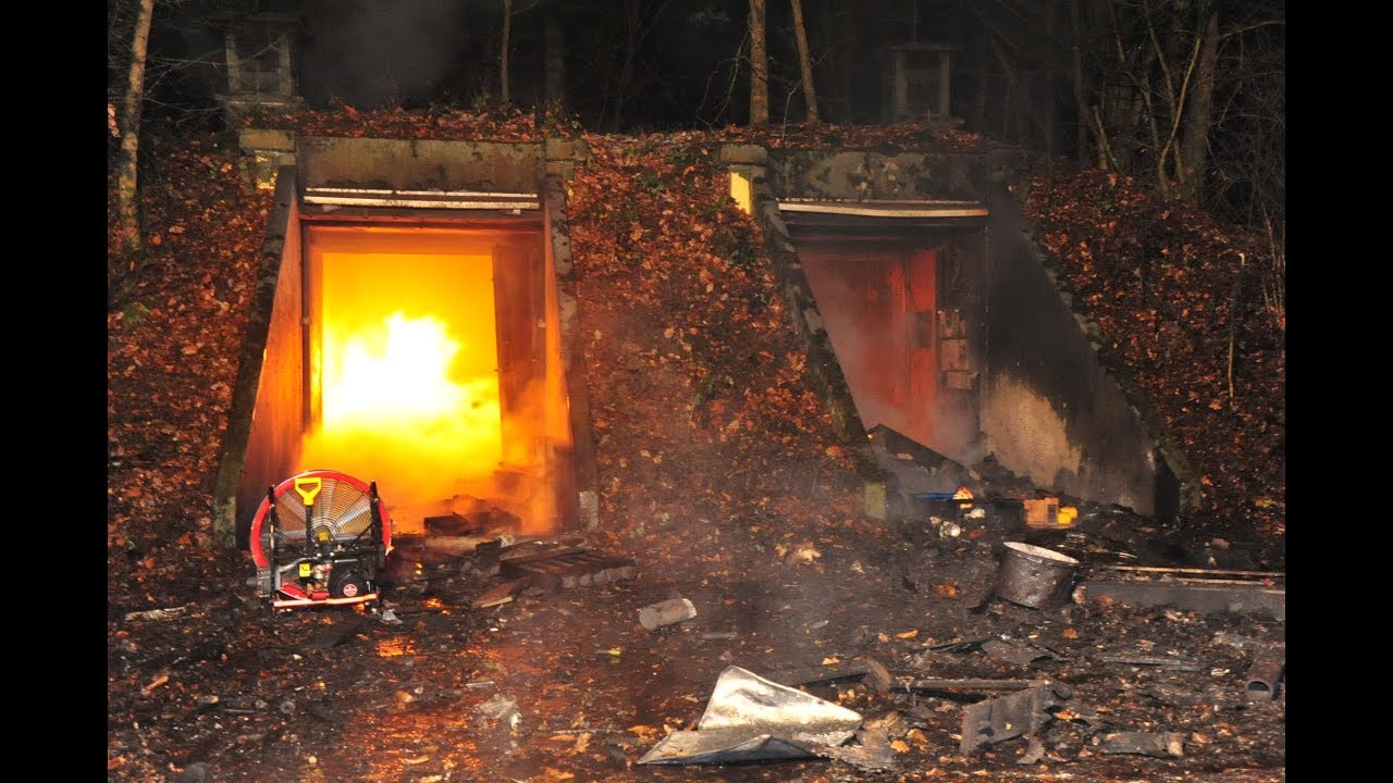 Riesen-Explosion in altem Bundeswehr-Bunker in Fritzlar