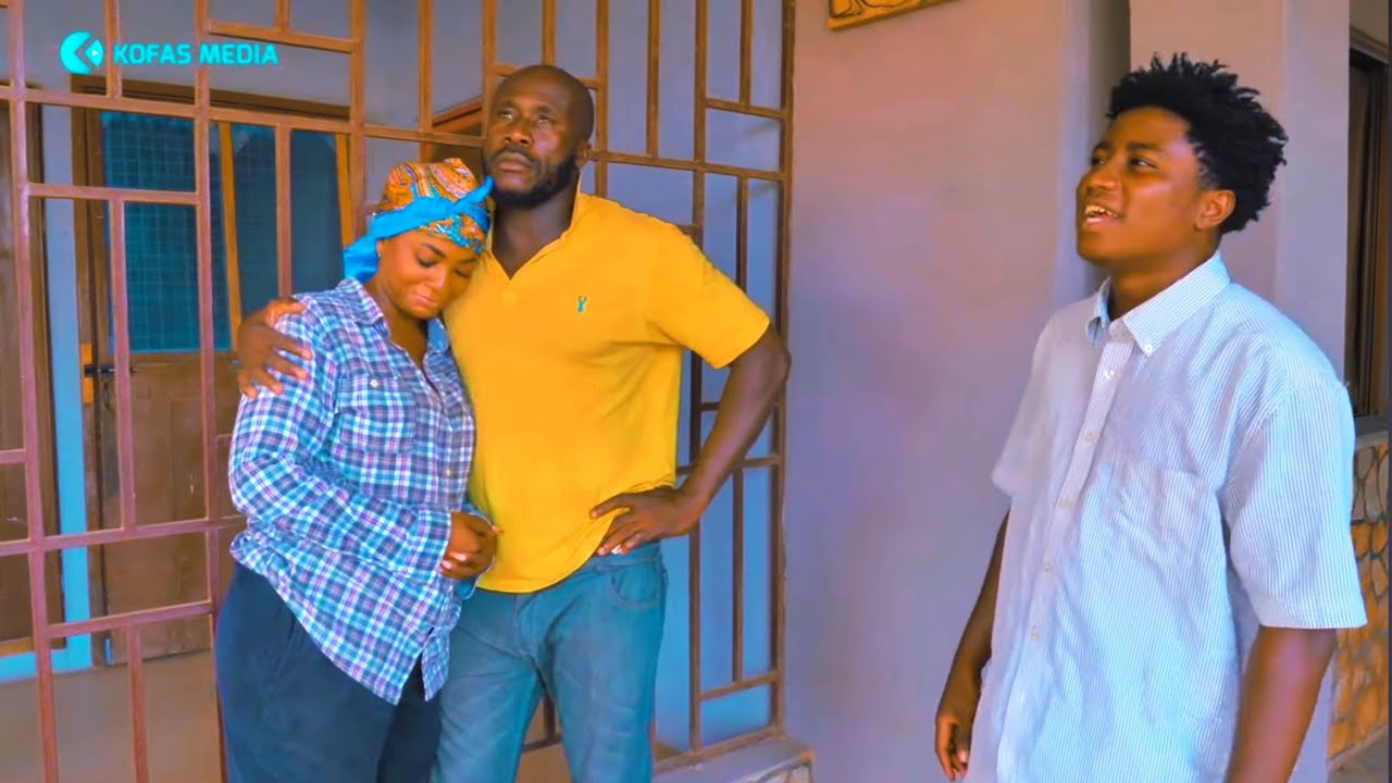 AKABENEZER AND AHUOFE PATRI THE VILLAGE GIRL 2😜 AKABENEZER  IN LOVE😃❤️FT OPOKU BILSON
