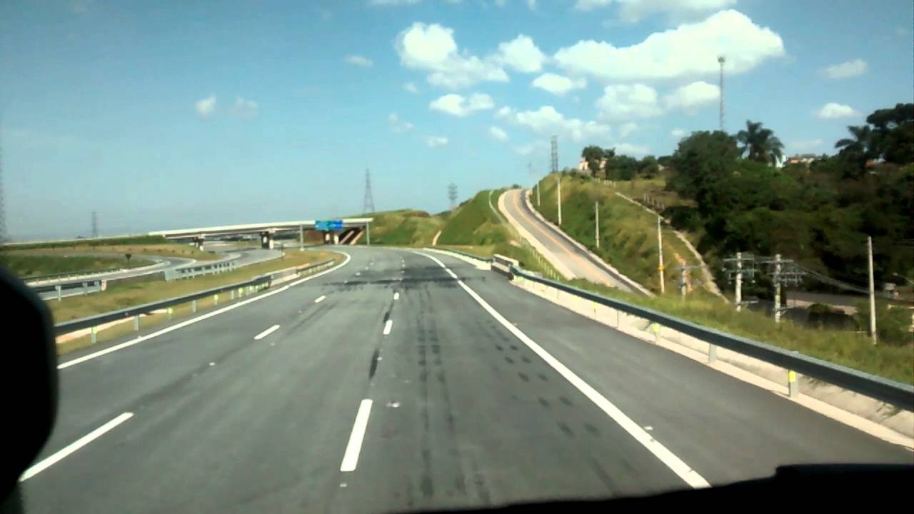 SAINDO DA DUTRA E ENTRANDO NO RODOANEL SP.
