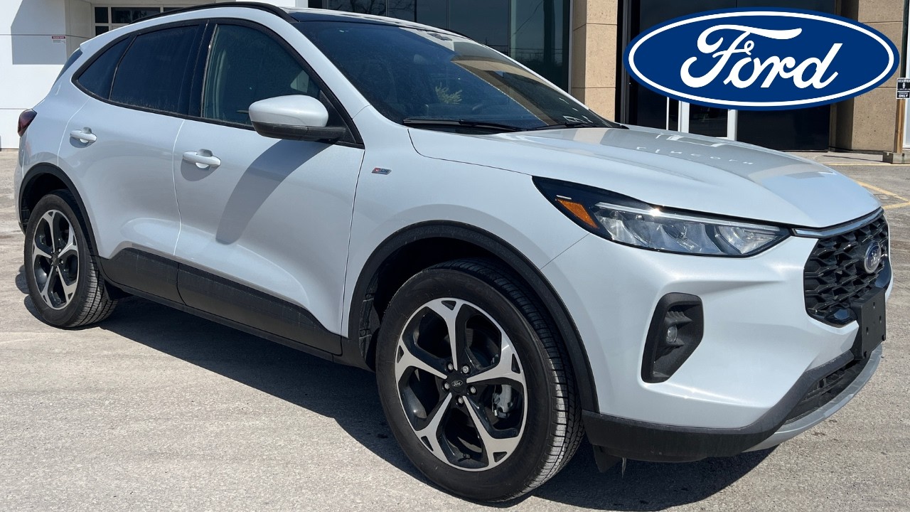 2025 Ford Escape ST-Line Select 401A 2.0L EcoBoost w/ Tow Package