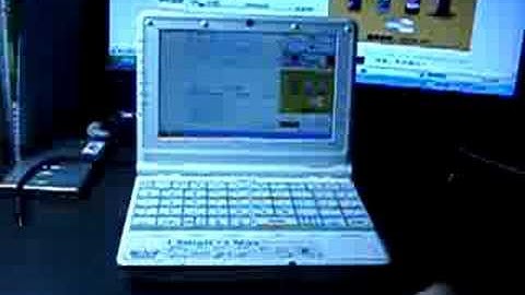 Noahpad UMPC with my 19" Monitor