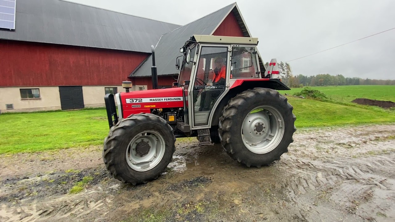 Traktor 4wd Massey Ferguson 372