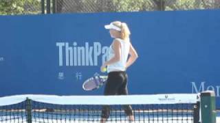Caroline Wozniacki@China Open 2010.mp4