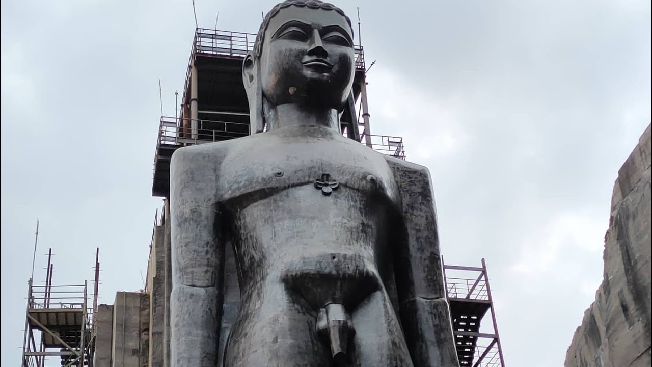 World's tallest Jain statue 108 feet of Bhagwan Rishabhdev Mangi