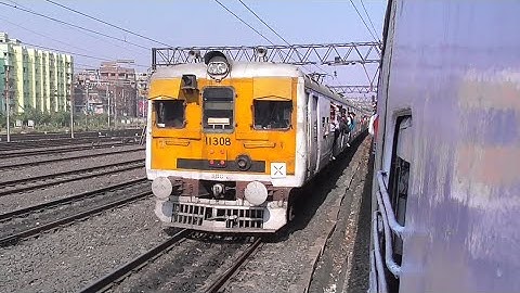 Parallel Trains Race Between EMU Local Train | Katwa-Howrah Local overtake Barddhaman-Howrah Local