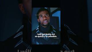 You know how Black Panther really loves, has crush with Nakia by this scene🤣 #blackpanther