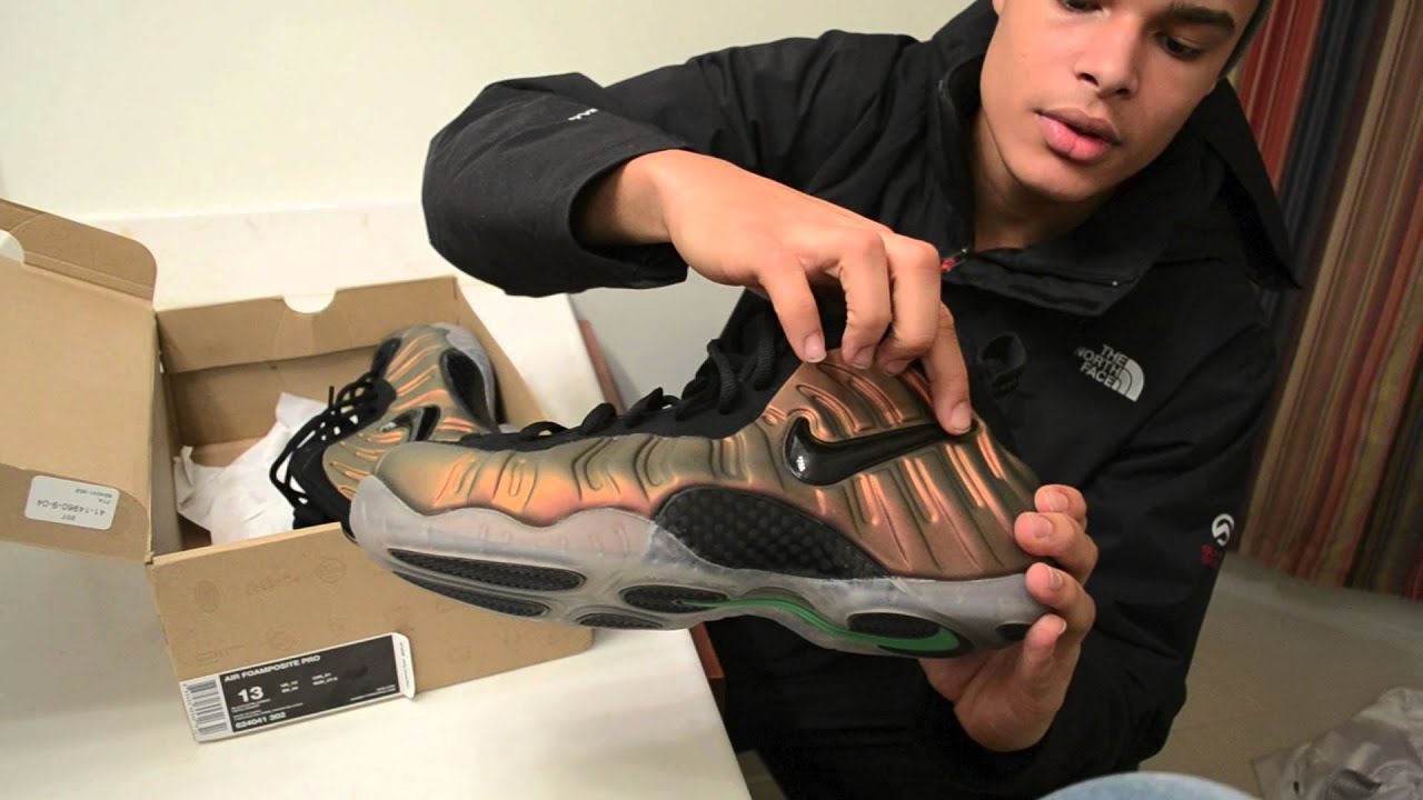 gym green foamposite