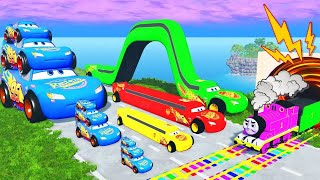 Big and small: Tractor vs train Crash test 074 - Double Flatbed Trailer Truck Vs Speedbumps - Chotu screenshot 3