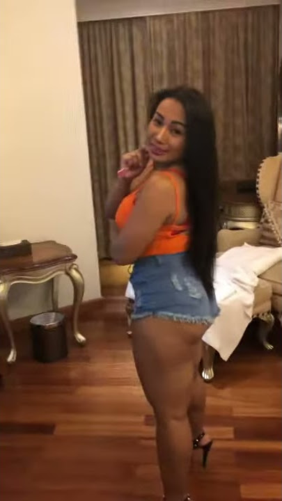 Thai lady with Amazing Ass.