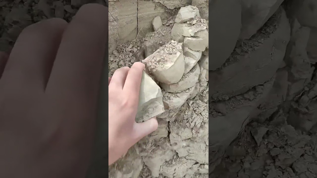 Multani mud mountain Eating Chalk Multani Mitti Eating 