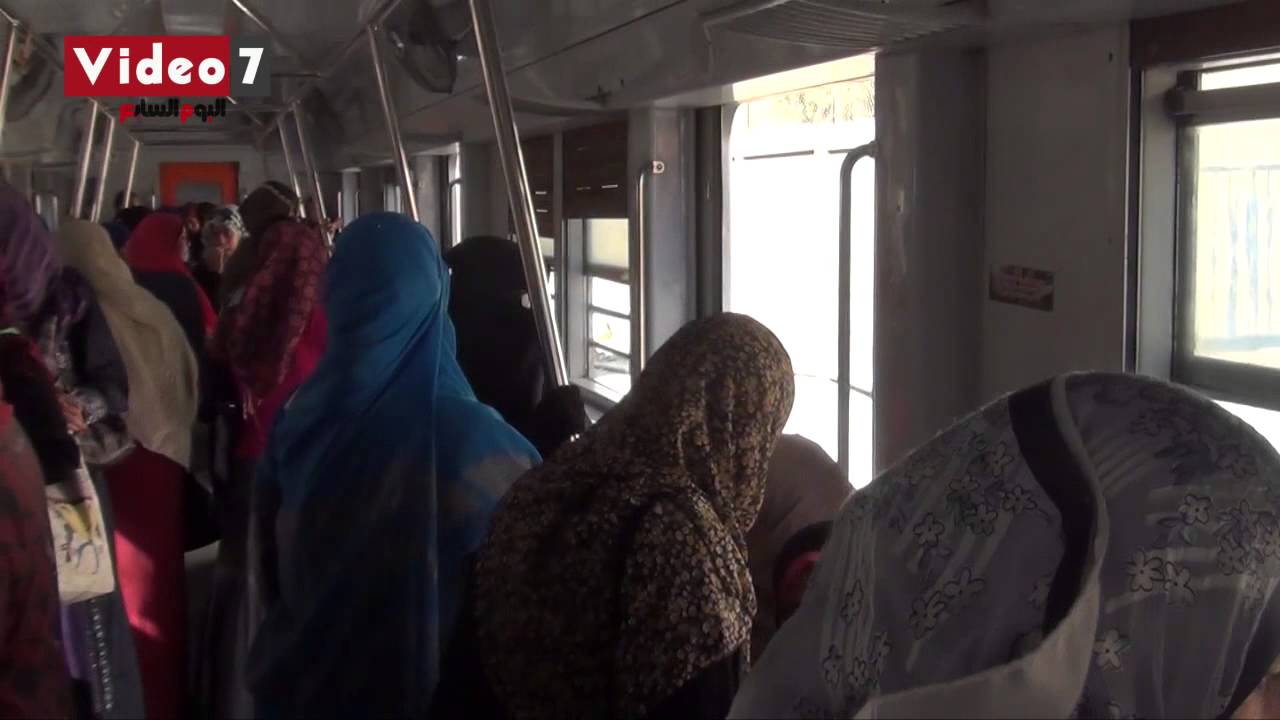 بالفيديو.. العناية الإلهية تنقذ ركاب مترو الأنفاق من «كارثة»