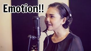 Filipina Singer Destroys Beyonce - EMOTION - Mia Flores