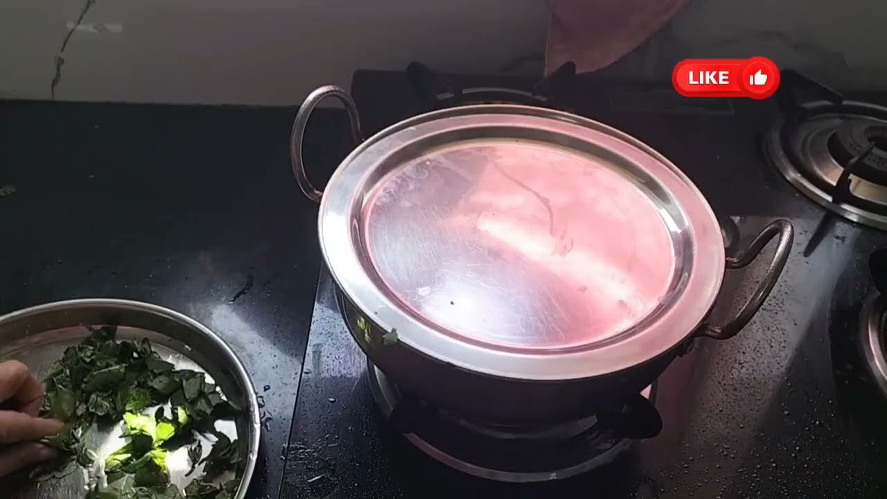 డబ్బులు తీసుకువచ్చినమాణిక్యాన్ని చితకబాది నిజం బయటపెట్టించినబాలు