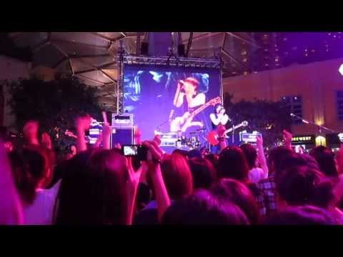 Flumpool @ fountain stage  覚醒アイデンティティ