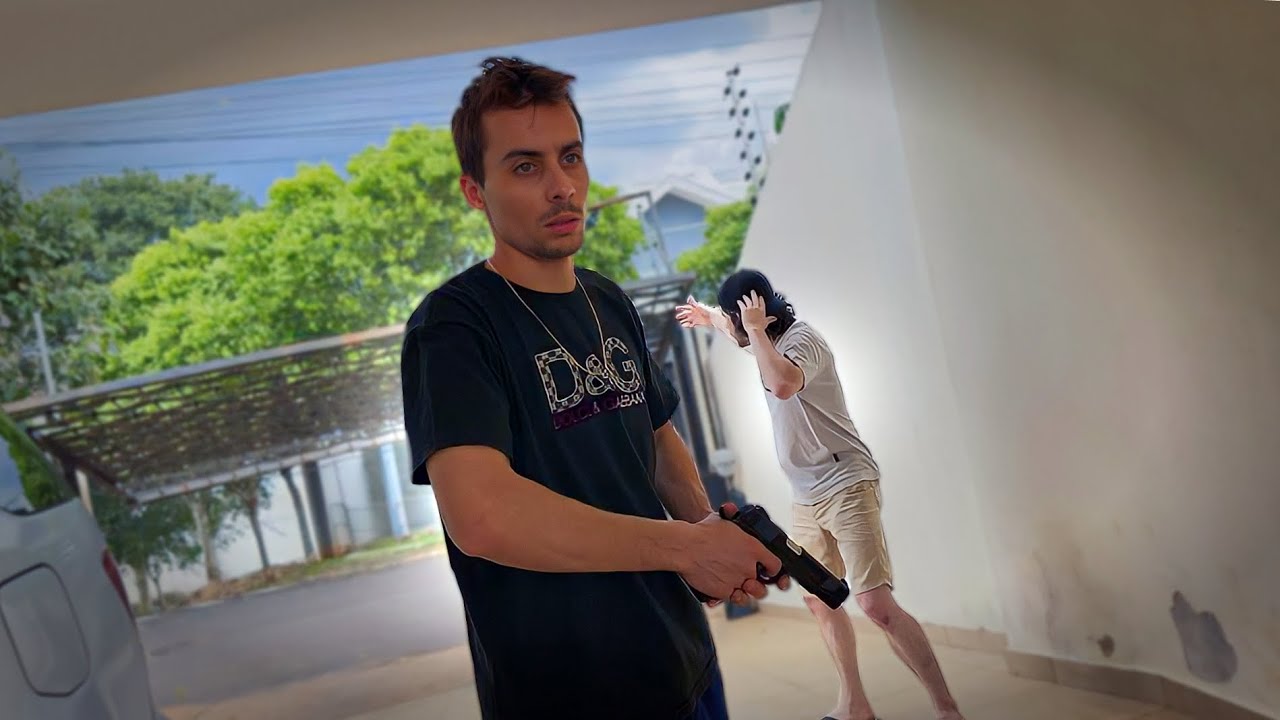 INVADIRAM MINHA CASA E ROUBARAM A MOTO DO WELIGTON