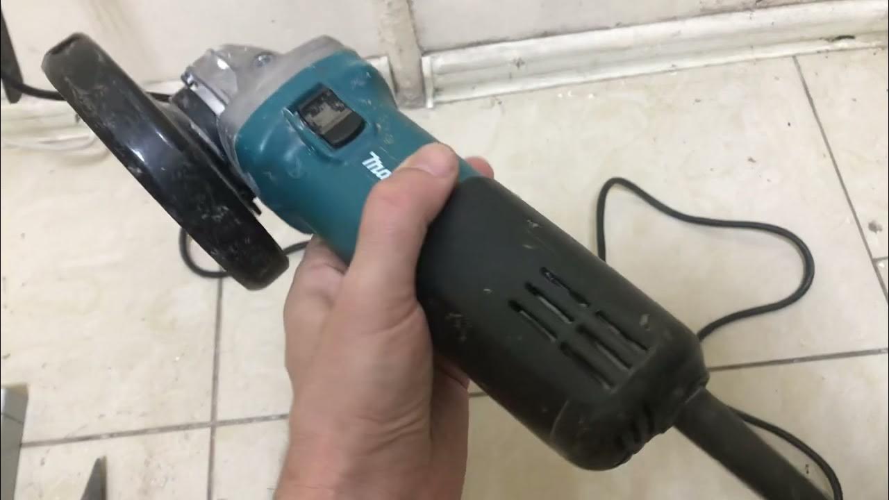 Makita 9555HN - YouTube