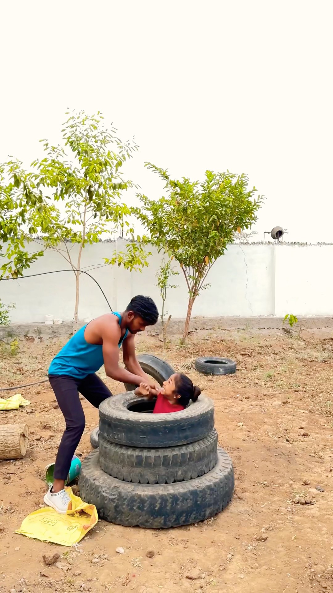 Fly ? Sister ??? #shortvideo #funny