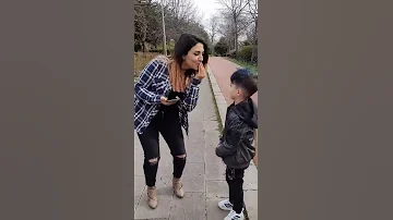 قول اليف انا بحبك بالصيف و الشتا و الخريف هههههه 