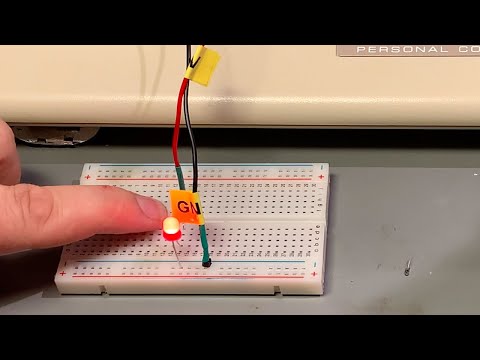 Controlling electronics with the Commodore 64 user port - Part 1