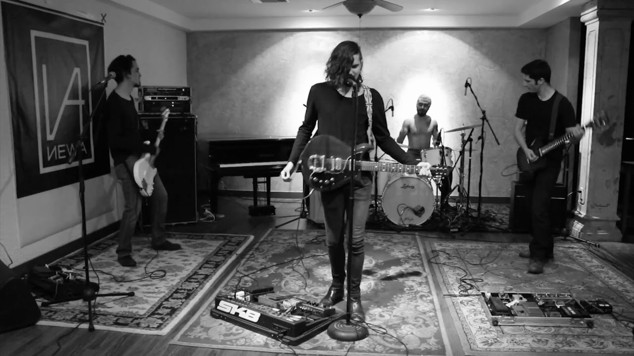 New Amstrdm - White Eyes [DARK SESSIONS]