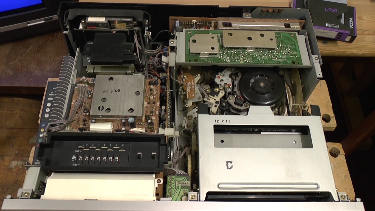 Sony SLC6E Betamax recorder before repairs YouTube