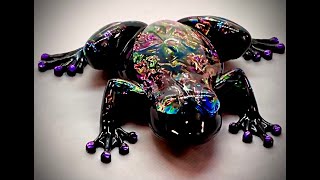 I can't believe this turned out the way it did!?  Full tutorial #Resin Frog