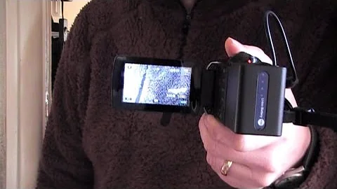 Look At - Jvc Everio GZ HM445 & Ebay shotgun Microphone HT-81 - Plus HHO Generator idea