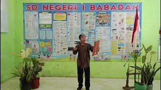 Maca Geguritan 'Gunane Sekolah'