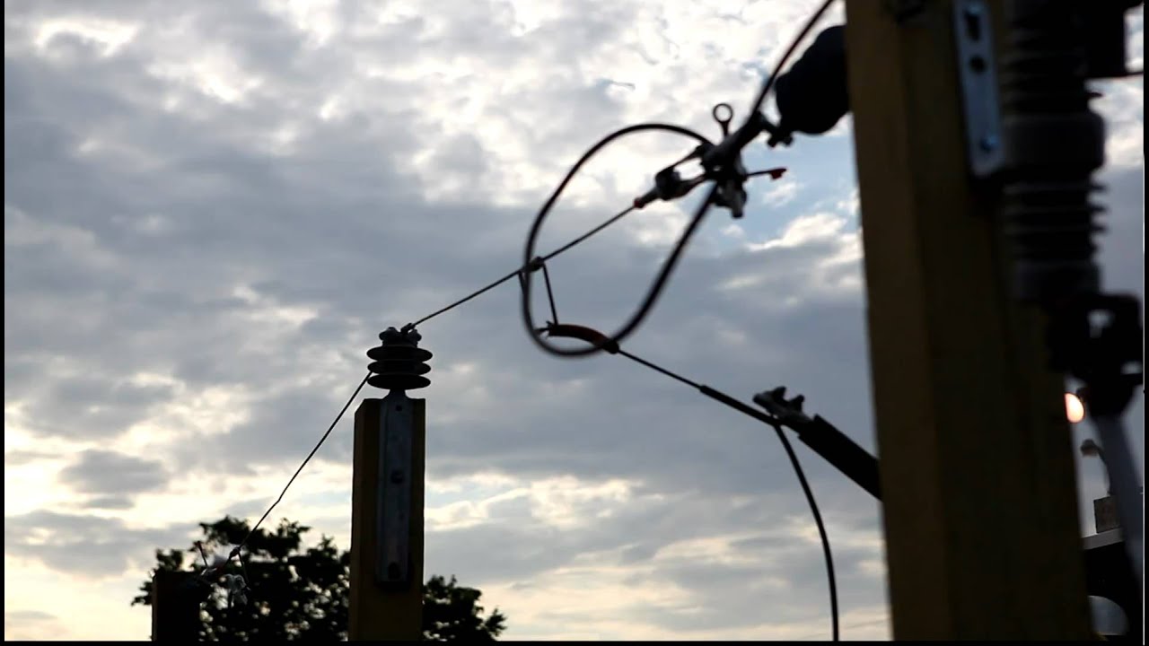 Arcing Demonstration - YouTube