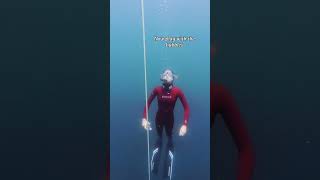 Freedive to collect seawater from 10m #freediving #ocean #freediver