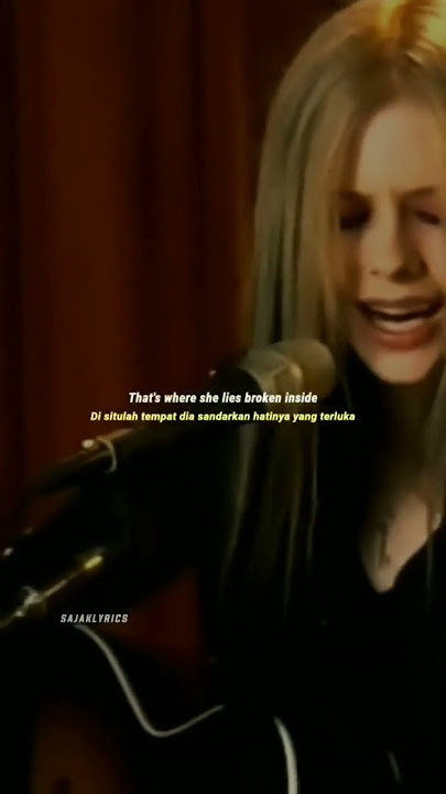 #avrillavigne#nobodyshome#shorts#story#wa#lirik#music#fyp#poppunk#pop#punk#live#acoustic#sad#rock#AL