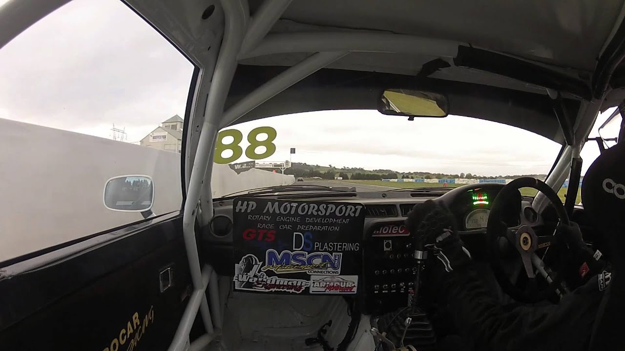 On the edge into Turn 1 at Wakefield Park - IPRA RX7 - YouTube
