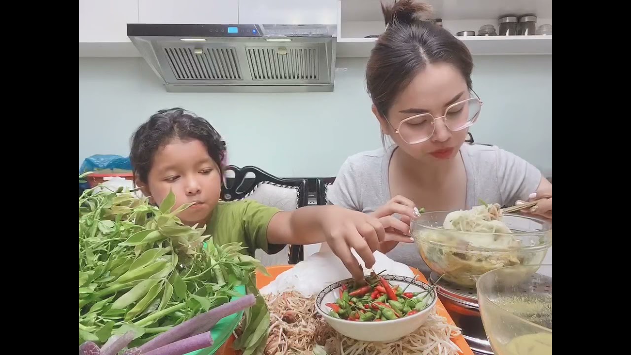 នំបញ្ចុកសំលខ្មែរ🤤 [JeeLeapReal]