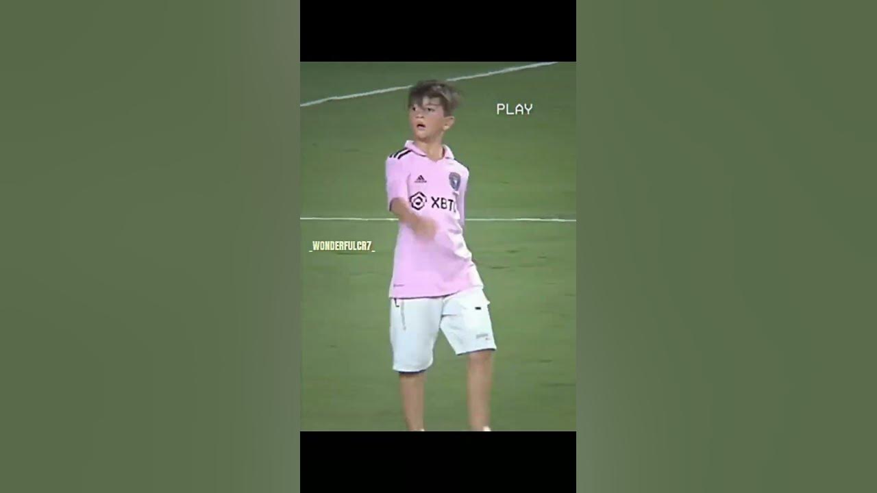 Даже сын Месси фанат Роналду 😂 #ronaldo #alnassr #rek #shorts #messi