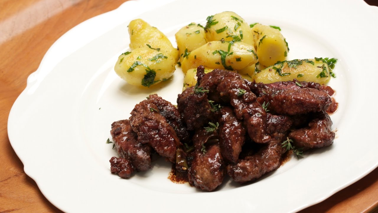 Kalbsleber einfach mit Balsamico zubereiten, Leber braten mit der