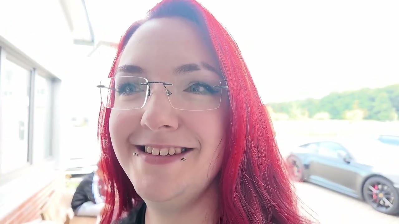 LOCKER// Backstage bei Nahim Sky