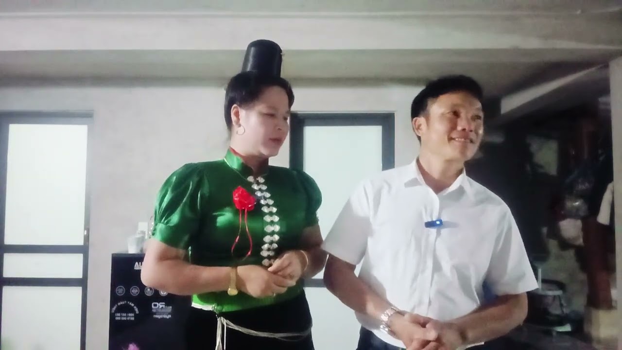 lò Bình lò Hặc hát giao duyên mọi người cùng nghe và đăng ký kênh ủng hộ em Hặc với nhé 