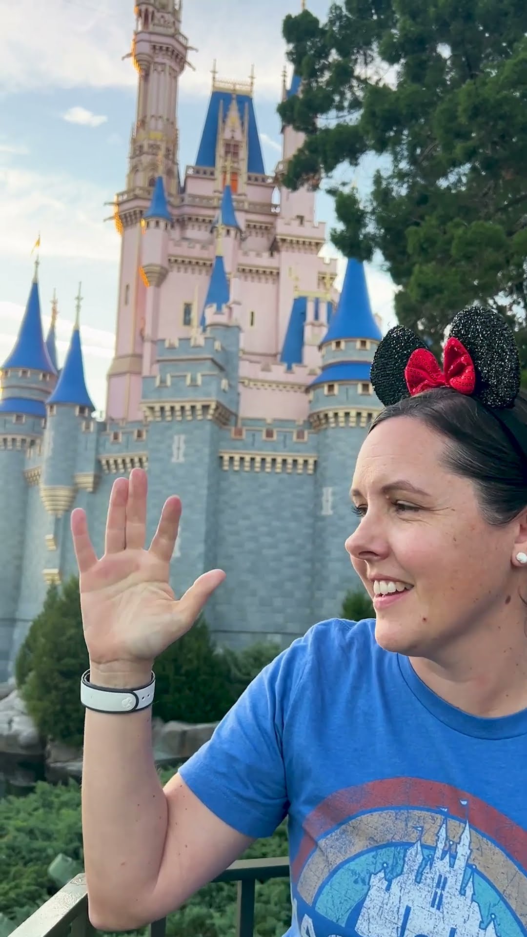 4 Fingers! Disney gave us free tickets #disneytreasure  #disneycruiseline